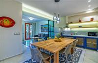 Hermes Suites Batsi  Exterior photo